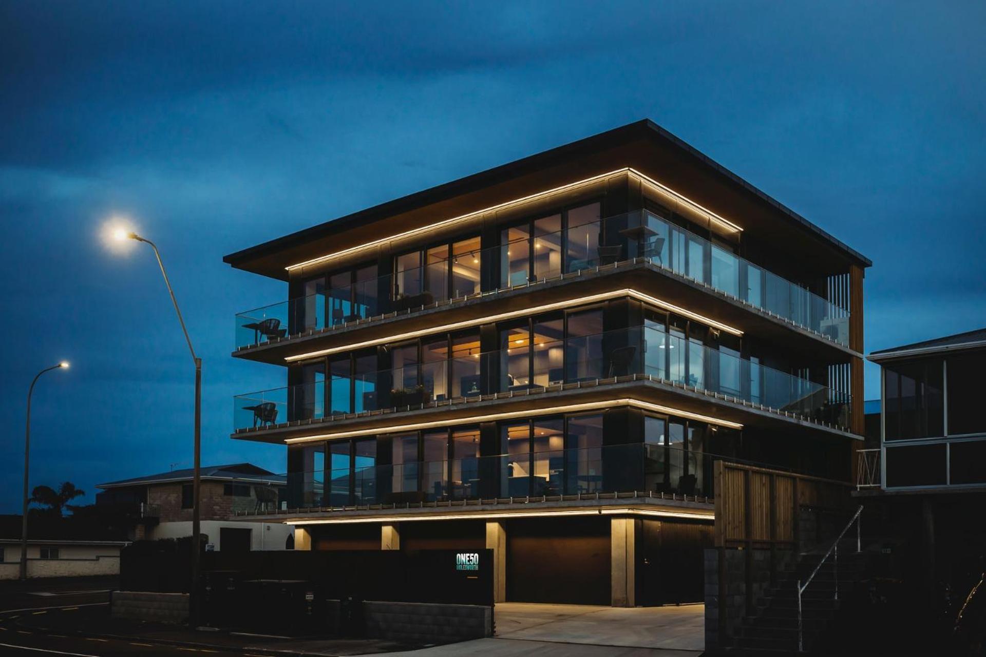 One50 Molesworth L1 - Sleeps 6 Apartment New Plymouth Ngoại thất bức ảnh